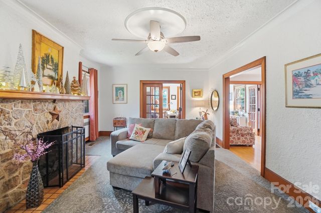 501 W Maryland Avenue, Bessemer City, NC 28016