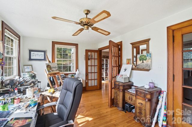 501 W Maryland Avenue, Bessemer City, NC 28016