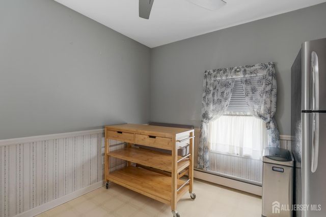 96 Conover Place, Middlesex, NJ 08846