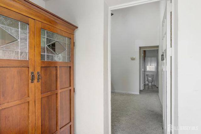 96 Conover Place, Middlesex, NJ 08846