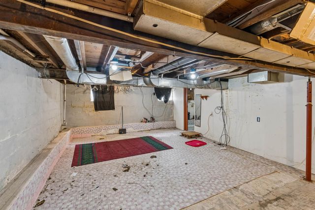1039 W Whittemore Avenue, Flint Twp, MI 40507
