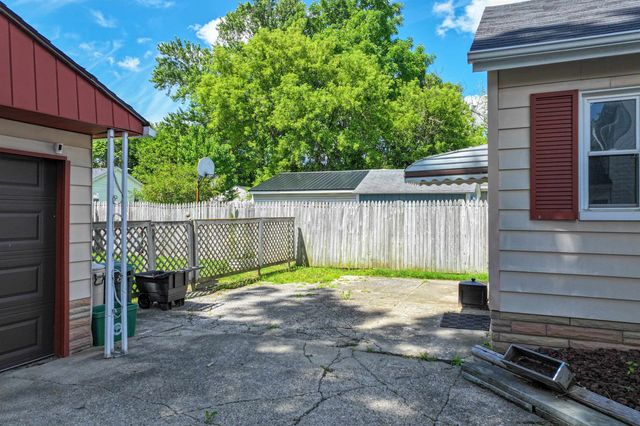 1039 W Whittemore Avenue, Flint Twp, MI 40507