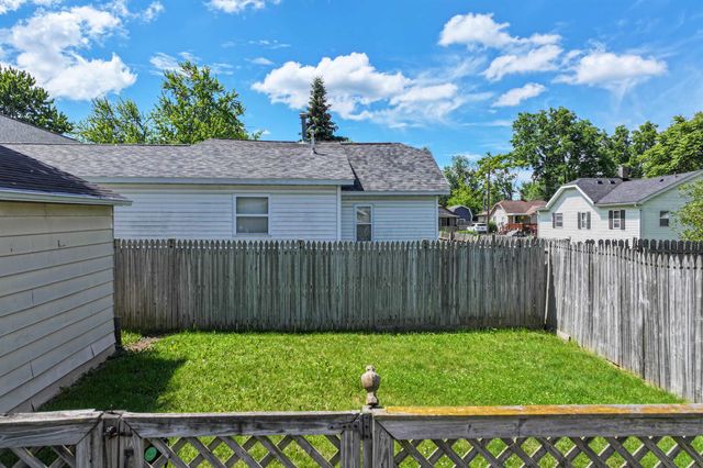 1039 W Whittemore Avenue, Flint Twp, MI 40507