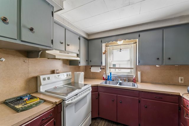 1039 W Whittemore Avenue, Flint Twp, MI 40507