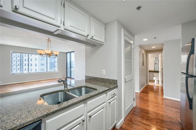 3481 Lakeside Drive NE 2603, Atlanta, GA 30326