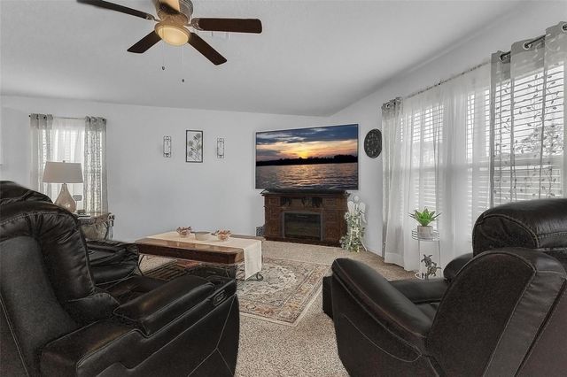 24 PICKSTON LANE, Palm Coast, FL 32164