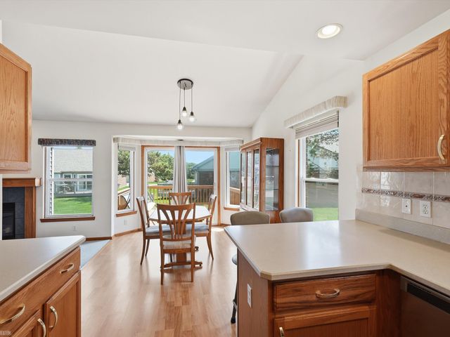 14861 Heather Pointe Drive, Sterling Heights, MI 48313