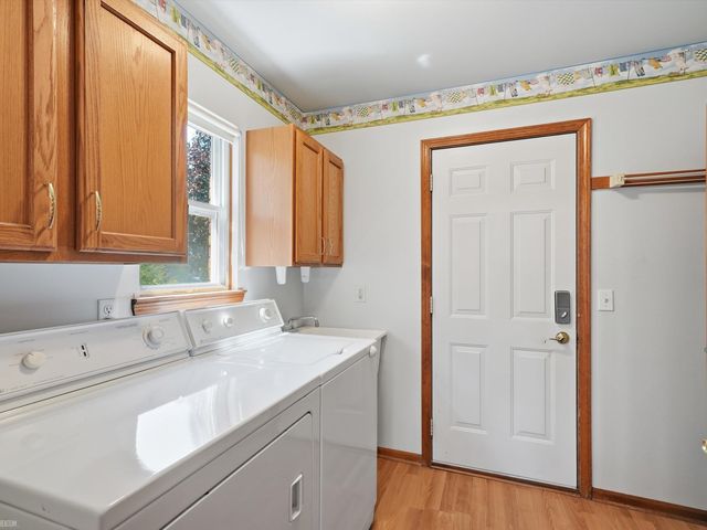 14861 Heather Pointe Drive, Sterling Heights, MI 48313