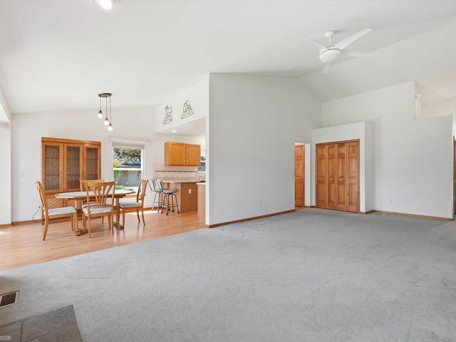 14861 Heather Pointe Drive, Sterling Heights, MI 48313