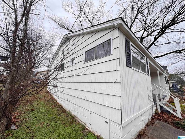 1101 CAROL CIRCLE, Midfield, AL 35228