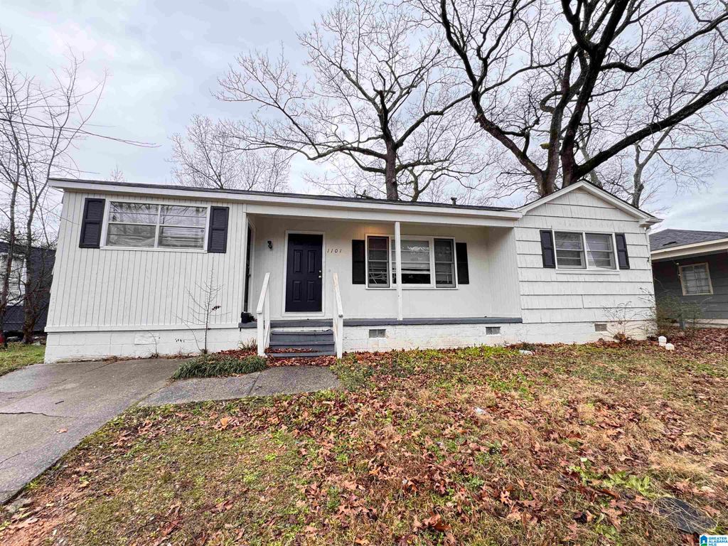 1101 CAROL CIRCLE, Midfield, AL 35228