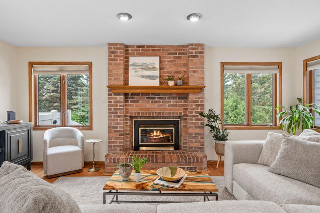 1257 Donegal Alcove, Woodbury, MN 55125