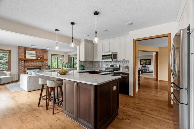 1257 Donegal Alcove, Woodbury, MN 55125