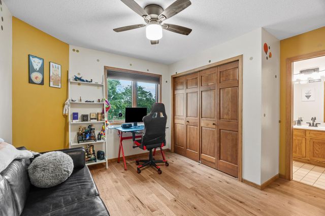 1257 Donegal Alcove, Woodbury, MN 55125