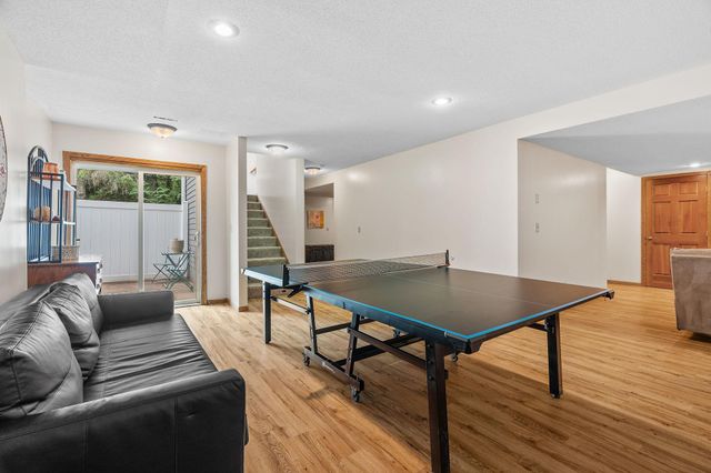 1257 Donegal Alcove, Woodbury, MN 55125