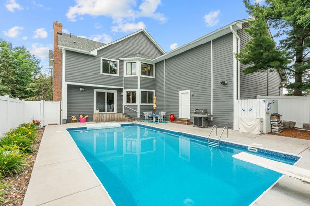 1257 Donegal Alcove, Woodbury, MN 55125