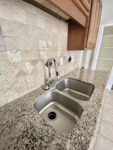 4609 Horizon Drive, Rowlett, TX 75088