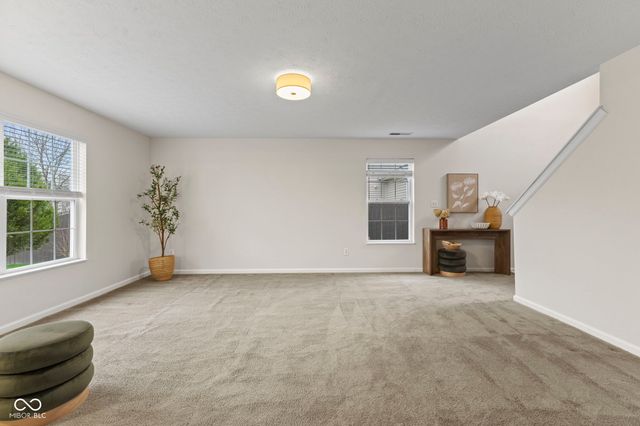 13323 Middlewood Lane, Fishers, IN 46038