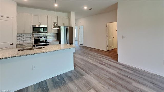 4208-4210 Santa Barbara BLVD, Cape Coral, FL 33914