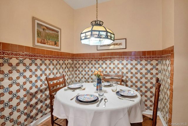 25 Parkview Avenue 1H, Bronxville, NY 10708