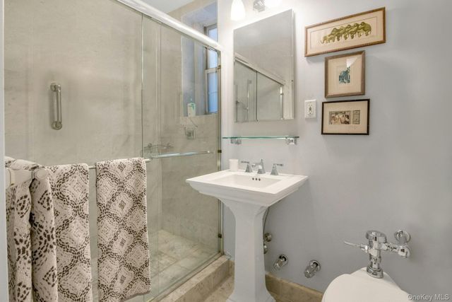 25 Parkview Avenue 1H, Bronxville, NY 10708