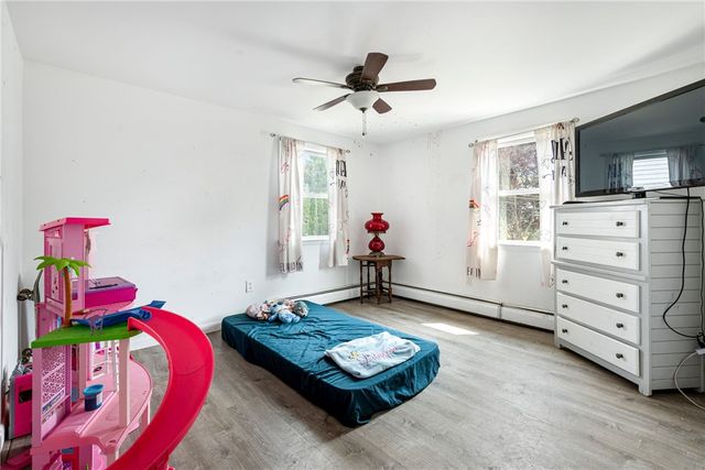 47 Allston Avenue, Middletown, RI 02842