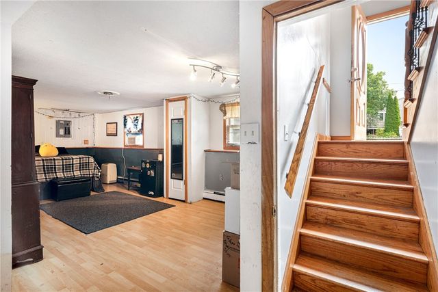 47 Allston Avenue, Middletown, RI 02842
