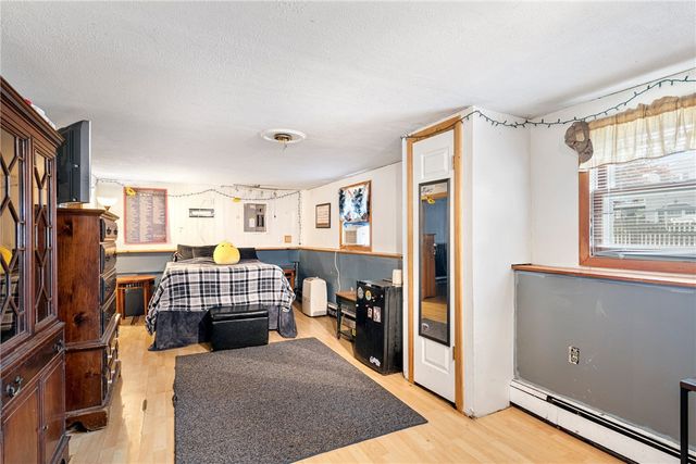 47 Allston Avenue, Middletown, RI 02842