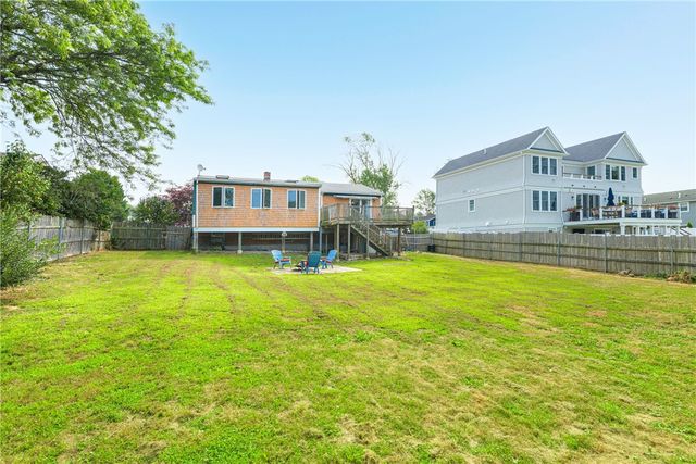 47 Allston Avenue, Middletown, RI 02842