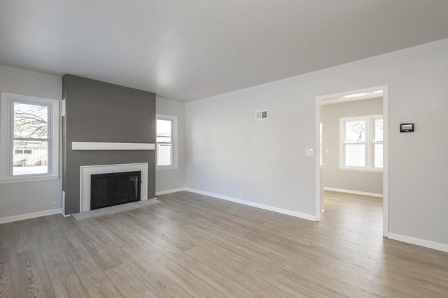 12509 W Park AVENUE, New Berlin, WI 53151