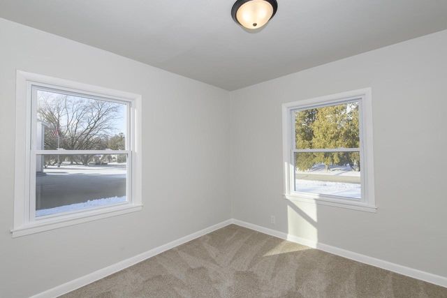 12509 W Park AVENUE, New Berlin, WI 53151