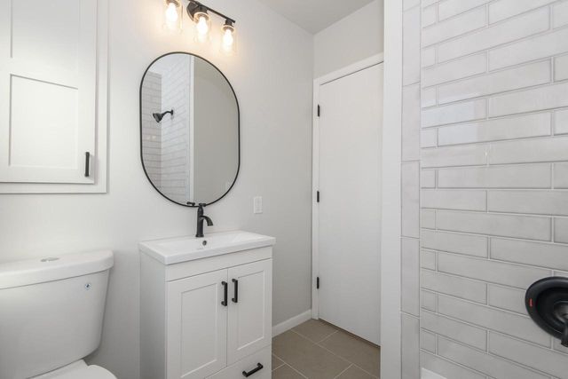 12509 W Park AVENUE, New Berlin, WI 53151