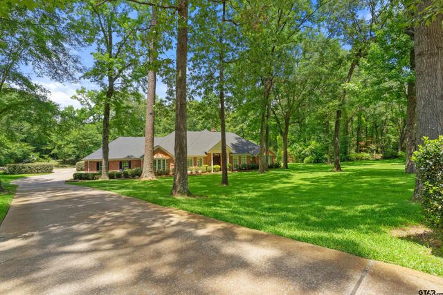 9301 Chisholm Trl, Tyler, TX 75703