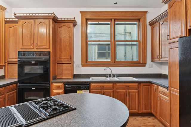 1820 Colfax Avenue S, Minneapolis, MN 55403