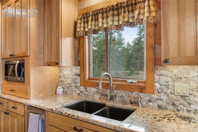 567 County Road 31, Florissant, CO 80816