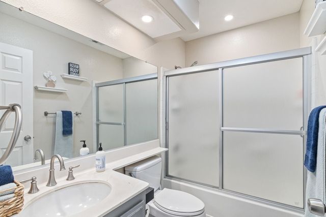 8774 Morninglight, Riverside, CA 92508