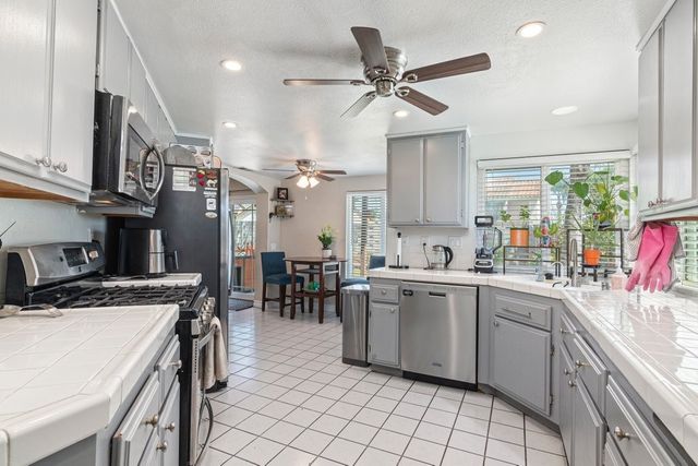 8774 Morninglight, Riverside, CA 92508