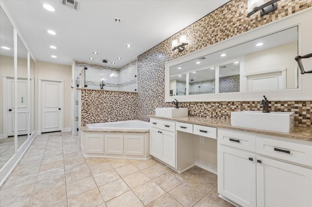 9608 Bayou Brook Street, Houston, TX 77063