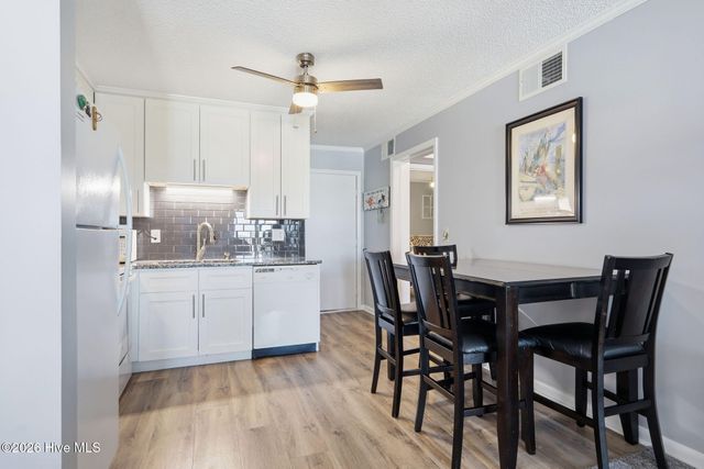 2008 Fort Macon Road E I-15, Atlantic Beach, NC 28512