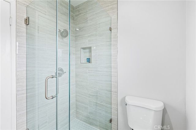 115 N Almansor 37, Alhambra, CA 91801