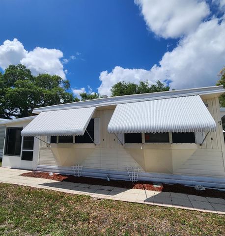 9 Margarita Lane, Port St. Lucie, FL 34952