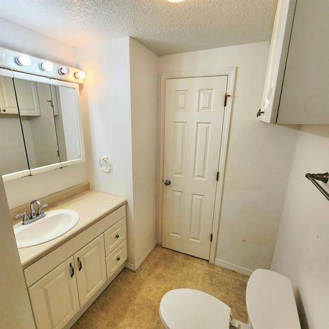 9 Margarita Lane, Port St. Lucie, FL 34952