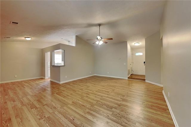 1719 Colemans Landing, Woodstock, GA 30188