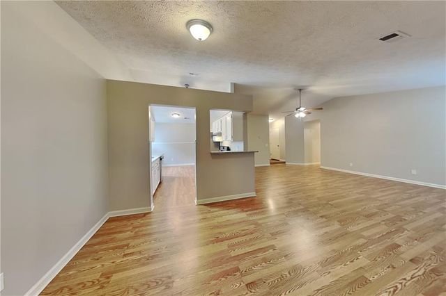 1719 Colemans Landing, Woodstock, GA 30188