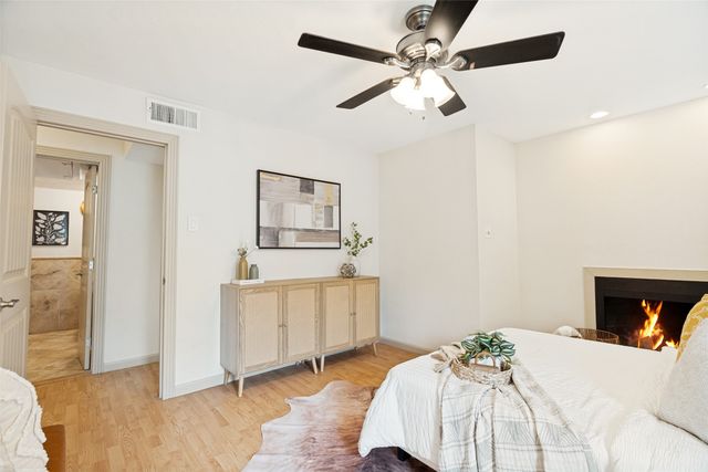 2710 Douglas Avenue 114, Dallas, TX 75219