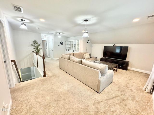 100 Bowhill Drive, Clayton, NC 27527