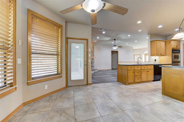 1772 Lake Shadows Court, Edmond, OK 73012