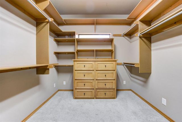 1772 Lake Shadows Court, Edmond, OK 73012