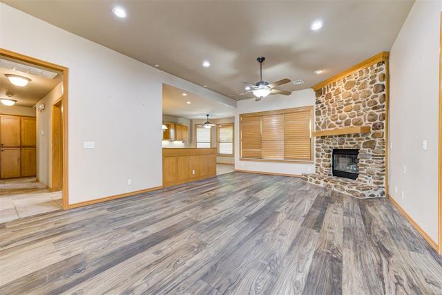1772 Lake Shadows Court, Edmond, OK 73012