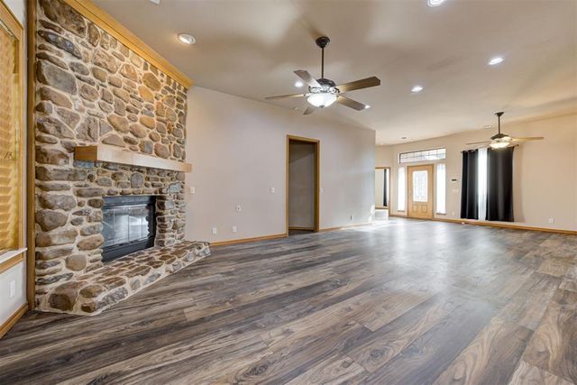 1772 Lake Shadows Court, Edmond, OK 73012